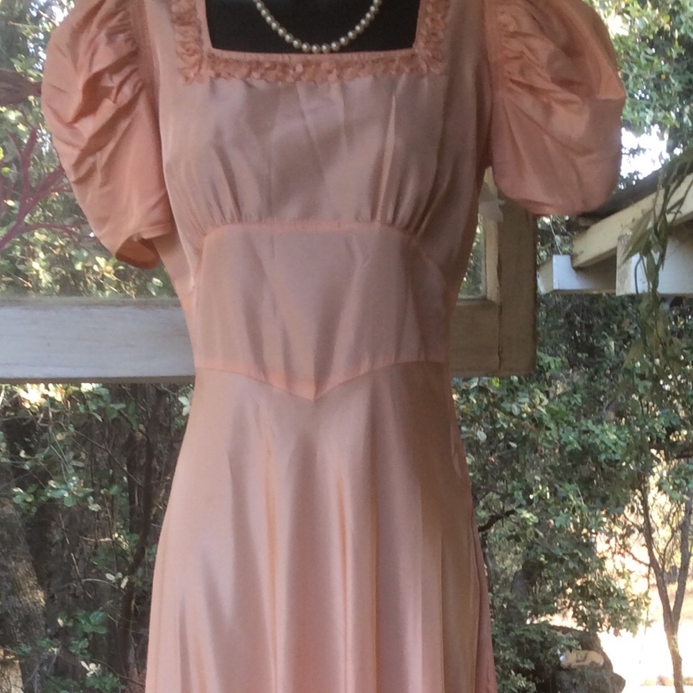 💕Vintage 1930 Gown Bridal Party Peach Taffeta